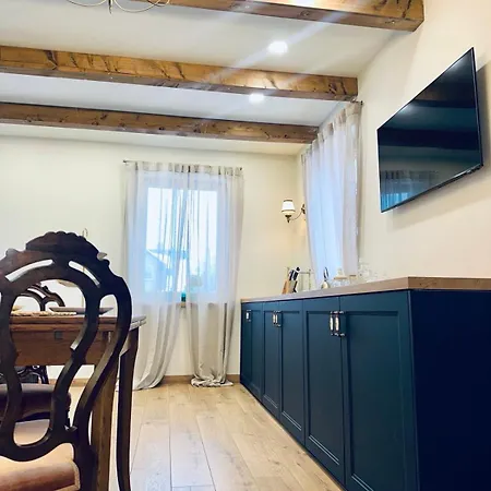Jaukus Aleksoto Butas Kaune Su Atskiru Iejimu, Salia Senamiescio Apartment Kaunas